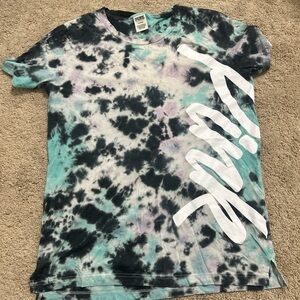 PINK Victoria's Secret Blue and Purple Tee size medium tye dye